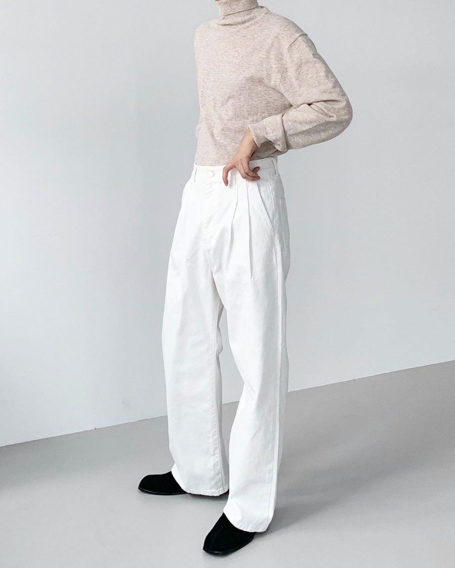 white two tuck wide denim pants