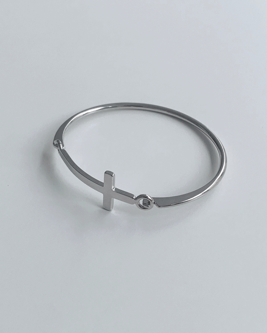 crucifix bracelet
