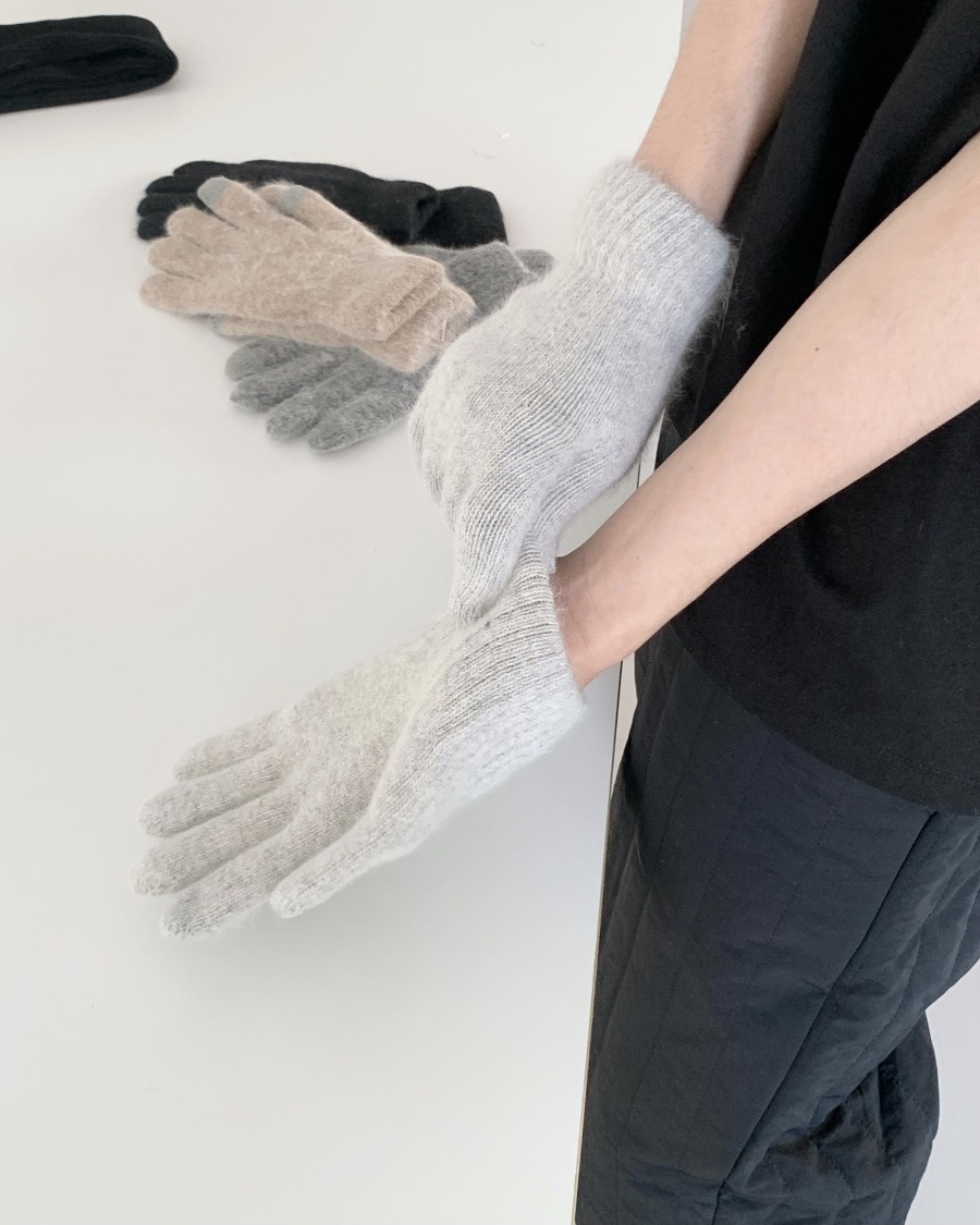 touch wool gloves
